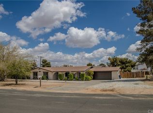 14433 Tawya Rd, Apple Valley, CA 92307