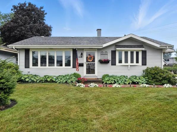 3430 43rd St, Highland, IN 46322