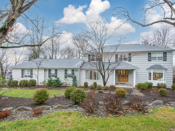 3 Chadwick Rd, Livingston Twp., NJ 07039