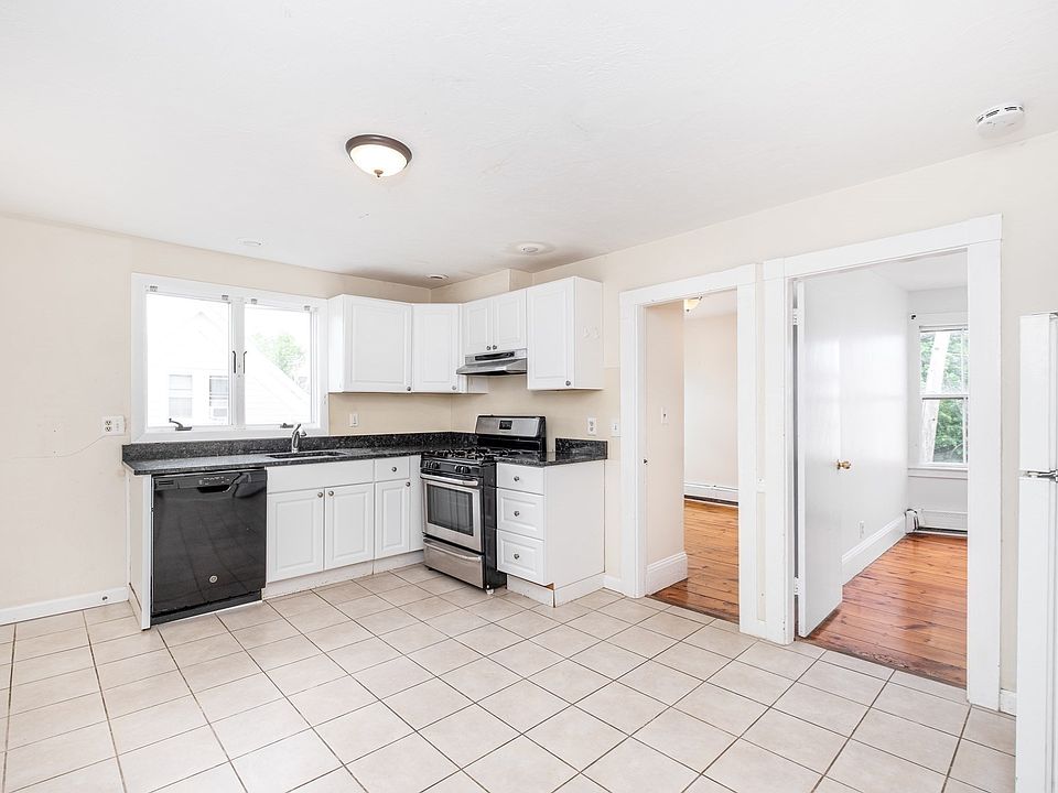 1st image of 12 Kilby St APT 2L