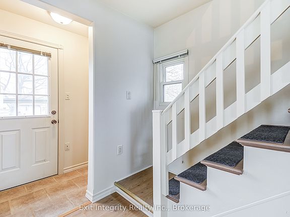 4th image of 906 Lakeshore Rd