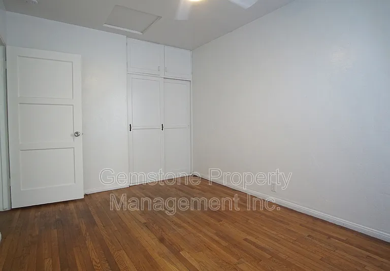 5017 College Ave — Photo 15