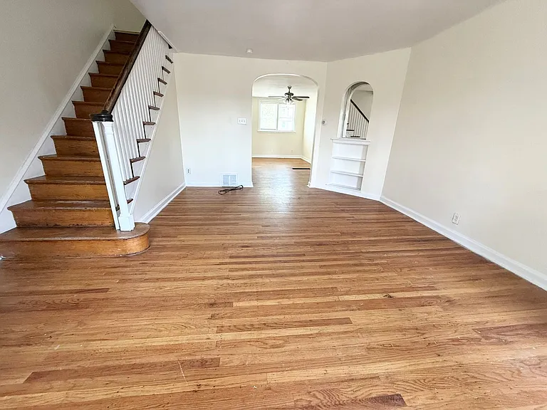 639 Adams Ave — Photo 5