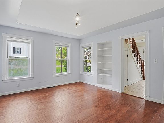 5th image of 15 McDonald St