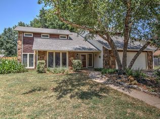 1704 N 16th St, Broken Arrow, OK 74012