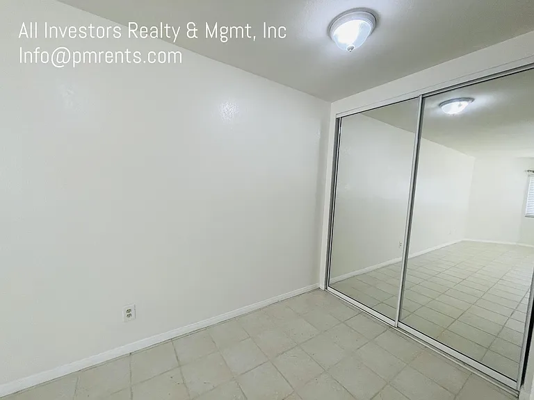 640 Grant St #B — Photo 8