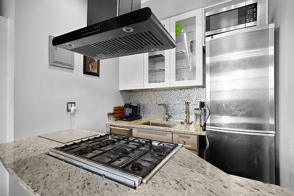Sold by Level Group | media 8
