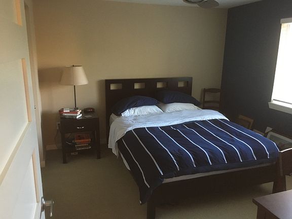 5th image of 231 Belmont Ave E Unit 302