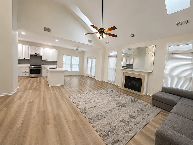 3575 Evonvale Overlook — Photo 12