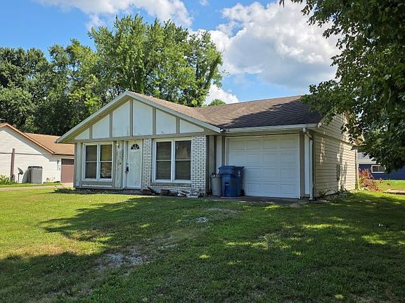 3rd image of 1351 Madira Way