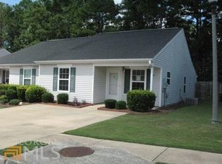 1709 Summerwoods Ln, Griffin, GA