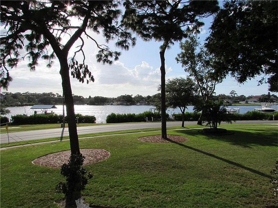 489 Riverside Dr, Tarpon Springs, FL 34689 Zillow