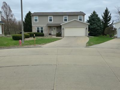 1413 Lismore Ln, Normal, IL, 61761