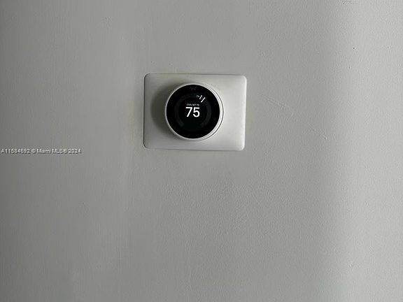5th image of 1222 Jasmine Cir