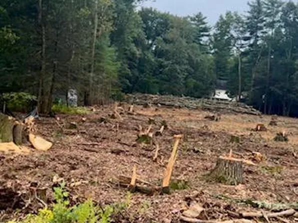 18 Winter Ct #18, Effort, PA 18330