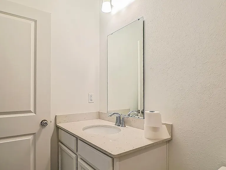 597 Lake Sinclair St — Photo 25