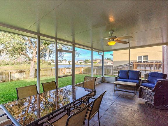 4th image of 19604 Timberbluff Dr
