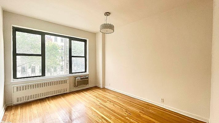 1st image of 424 W 57th St APT 2A