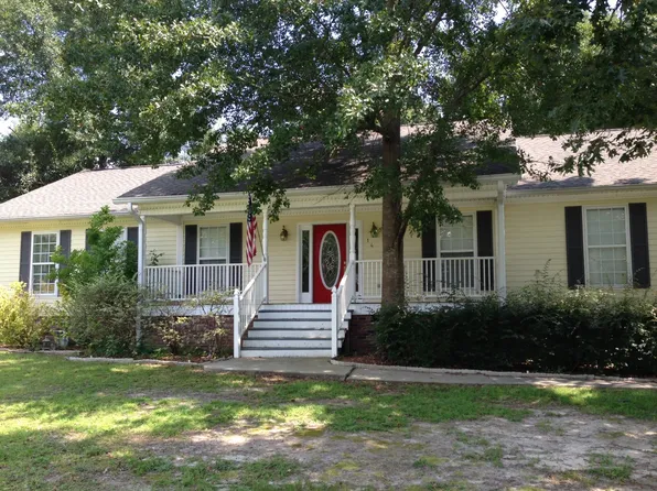 14 Belmont Dr, Camden, SC 29020