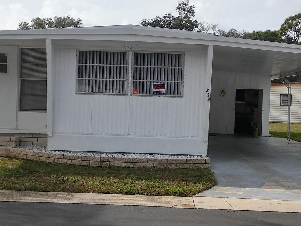 1st image of 5145 E Bay Dr.