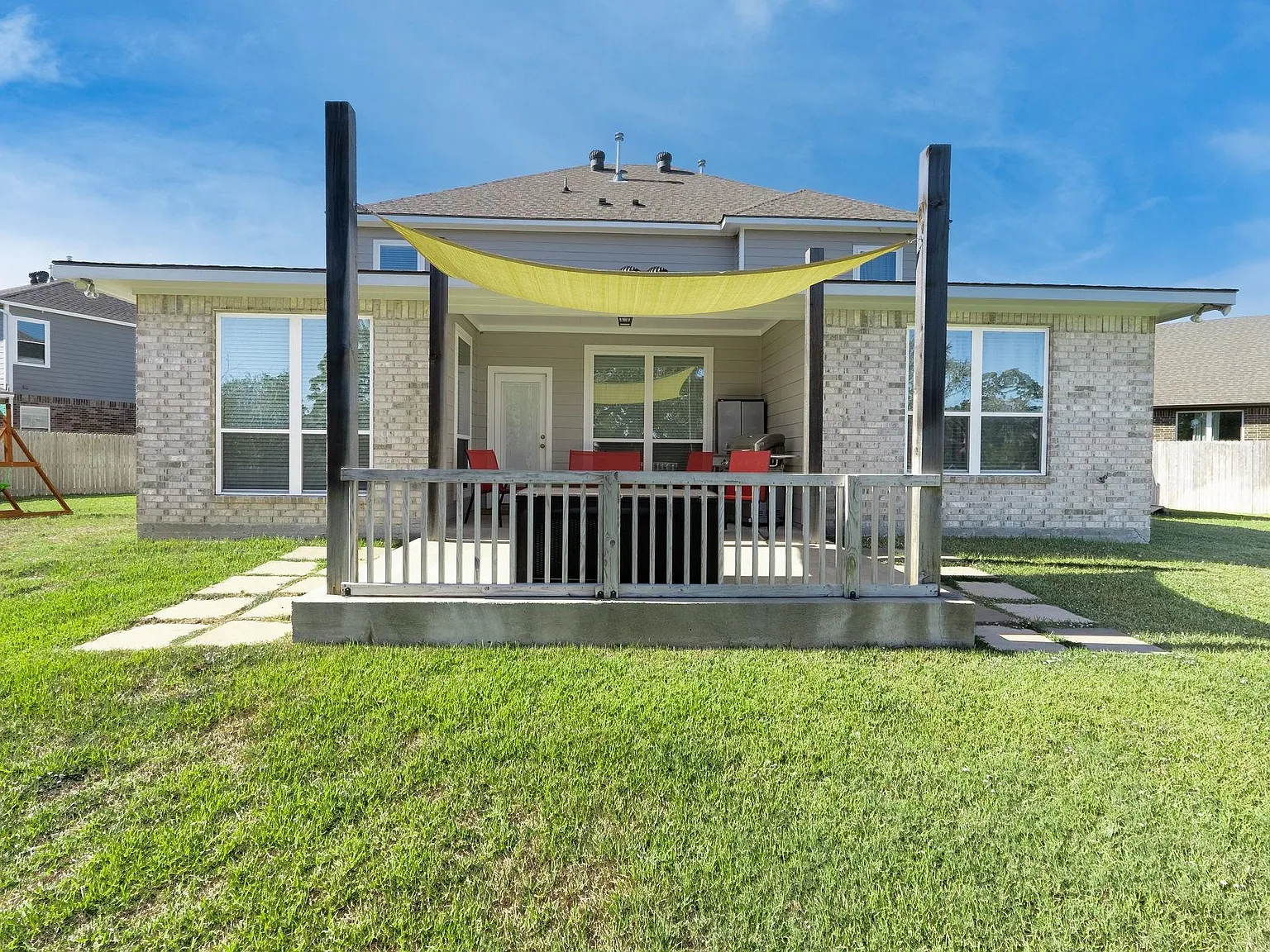 5 bed, 3.5 bath, 3067 sqft, $3,800 — Photo 4