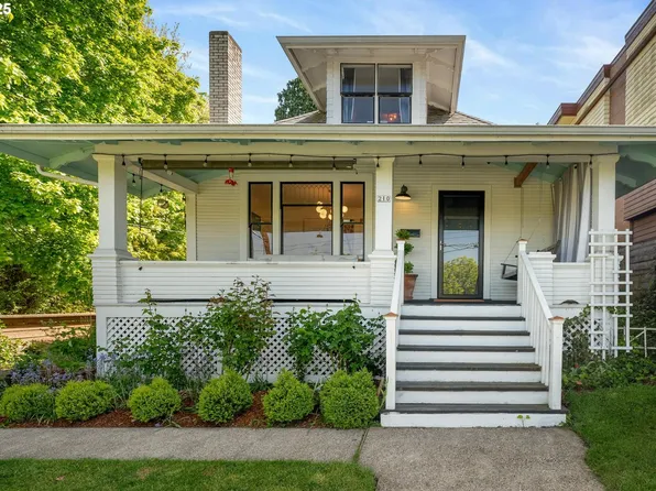 210 SE 60th Ave, Portland, OR 97215