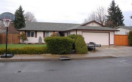 1st image of 10808 NE 93rd St
