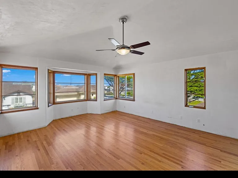 1251 Surf Ave — Photo 28