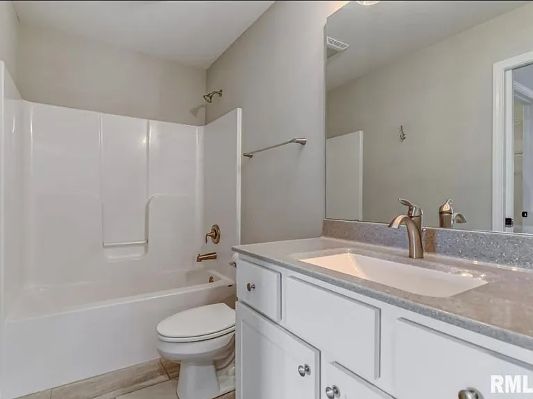 1811 Spartan Dr — Photo 22