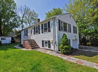 4 1st St, Norwood, MA 02062