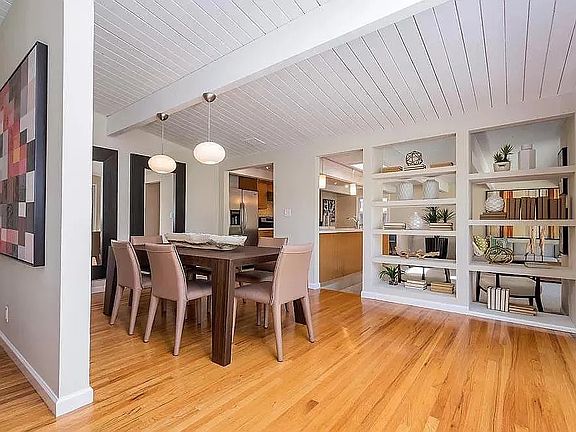 5th image of 963 Celia Dr