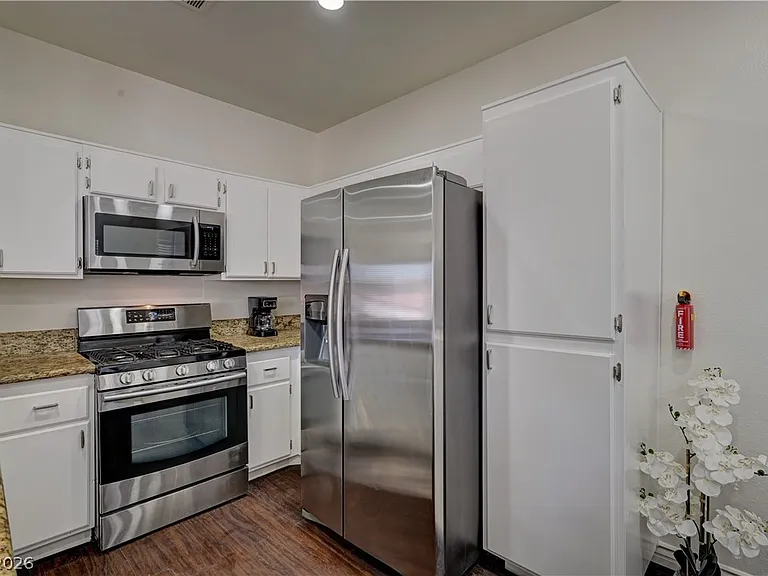 251 S Green Valley Pkwy #4822 — Photo 15