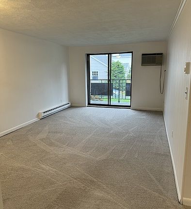 3rd image of 25 Brooks Park APT 22