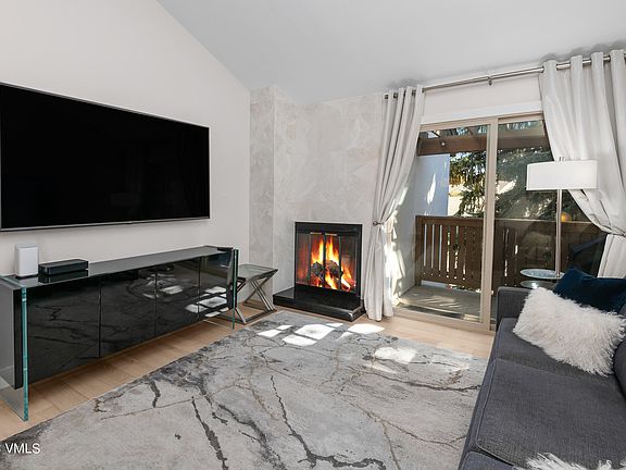 3rd image of 998 W Beaver Creek Blvd #309