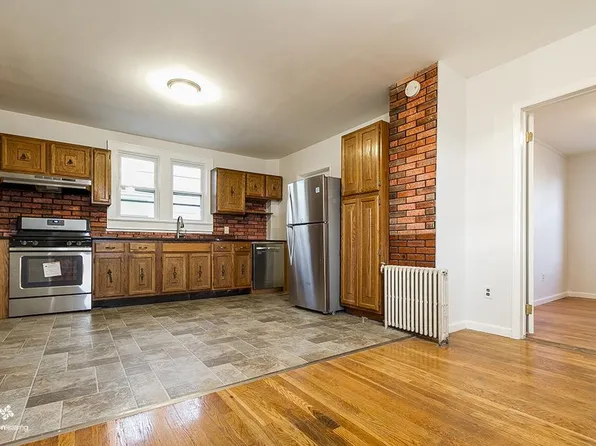 178 Avenue F image 8 of 14