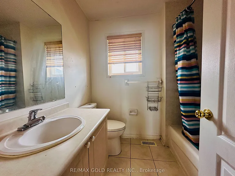 55 Linderwood Dr — Photo 8