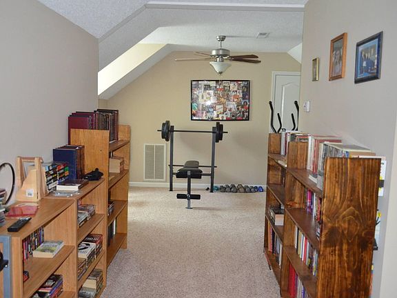 5th image of 603 Gardendale Ln