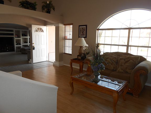 3rd image of 85 Saint Andrews Dr