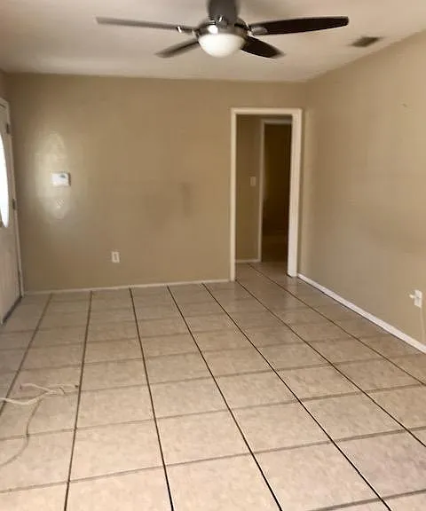 3013 Desoto Way S — Photo 6