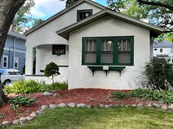 4916 Middaugh Ave, Downers Grove, IL 60515