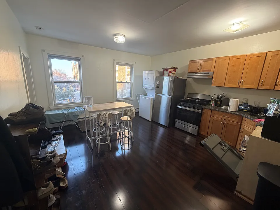 1576 Tremont St #3C