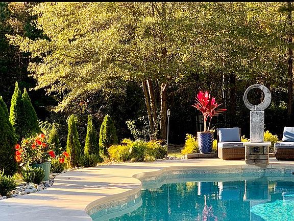 Salt water pool