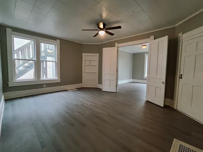 1225 Andrews St #1 — Photo 8
