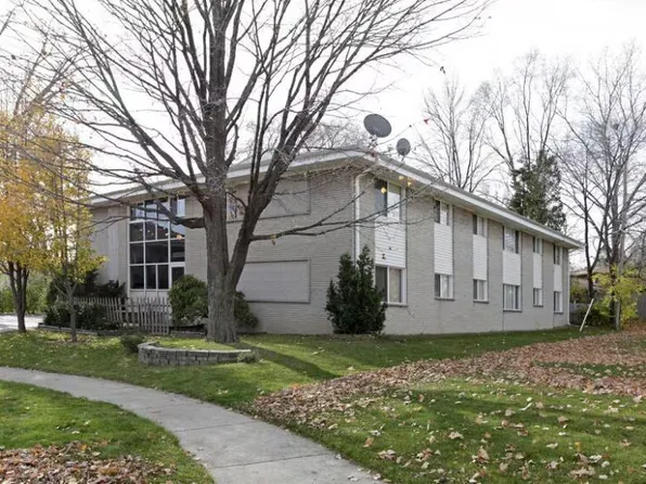 4421 W Arthur COURT, Milwaukee, WI 53219