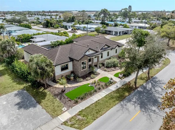 1109 The Rialto, Venice, FL 34285