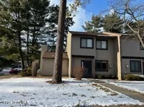 1 Briarwood Terrace, Albany, NY 12203