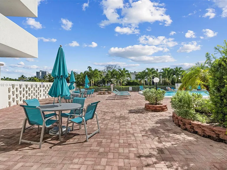 401 Golden Isles Dr #406 — Photo 14