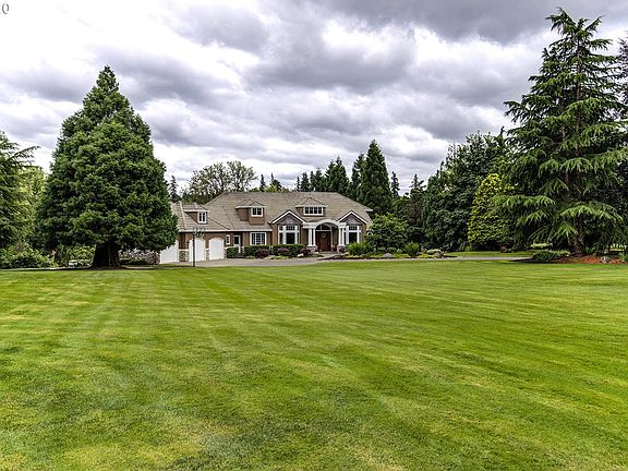 2nd image of 9009 NE 151st Cir