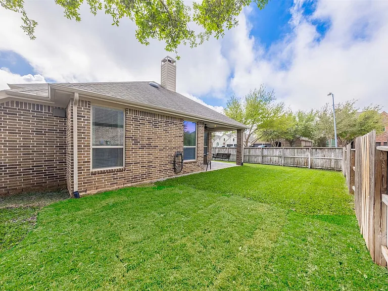6003 Hedgepark Dr — Photo 42