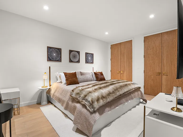 307 Montauk Hwy — Photo 42